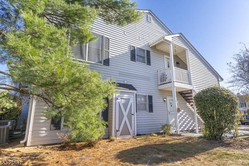 Readington Twp., NJ 08887,237 Nuthatch Ct