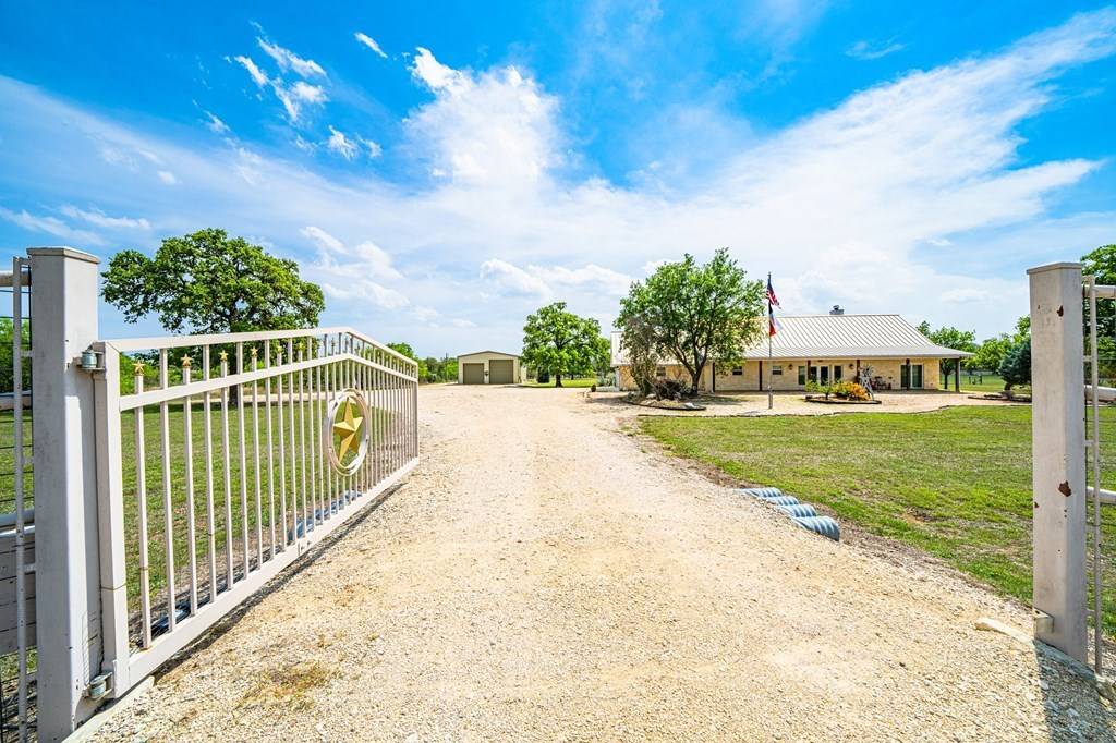 Medina, TX 78055,210 -- Harvest LN