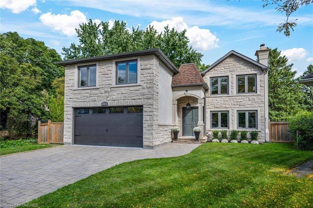 Oakville, ON L6J 5N8,2410 BRETON Close