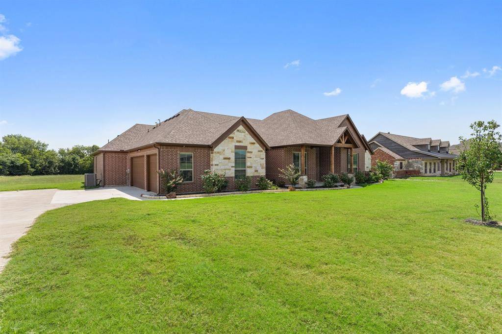 Wills Point, TX 75169,1110 Shadow Lakes Drive