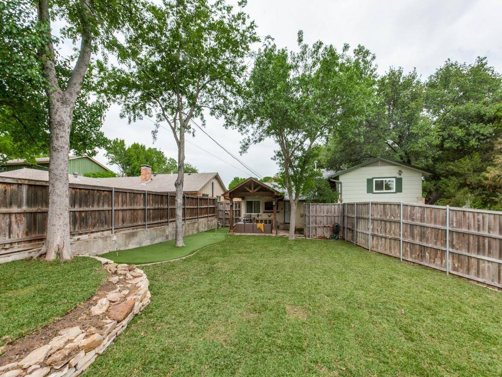 Dallas, TX 75238,9860 Estate Lane