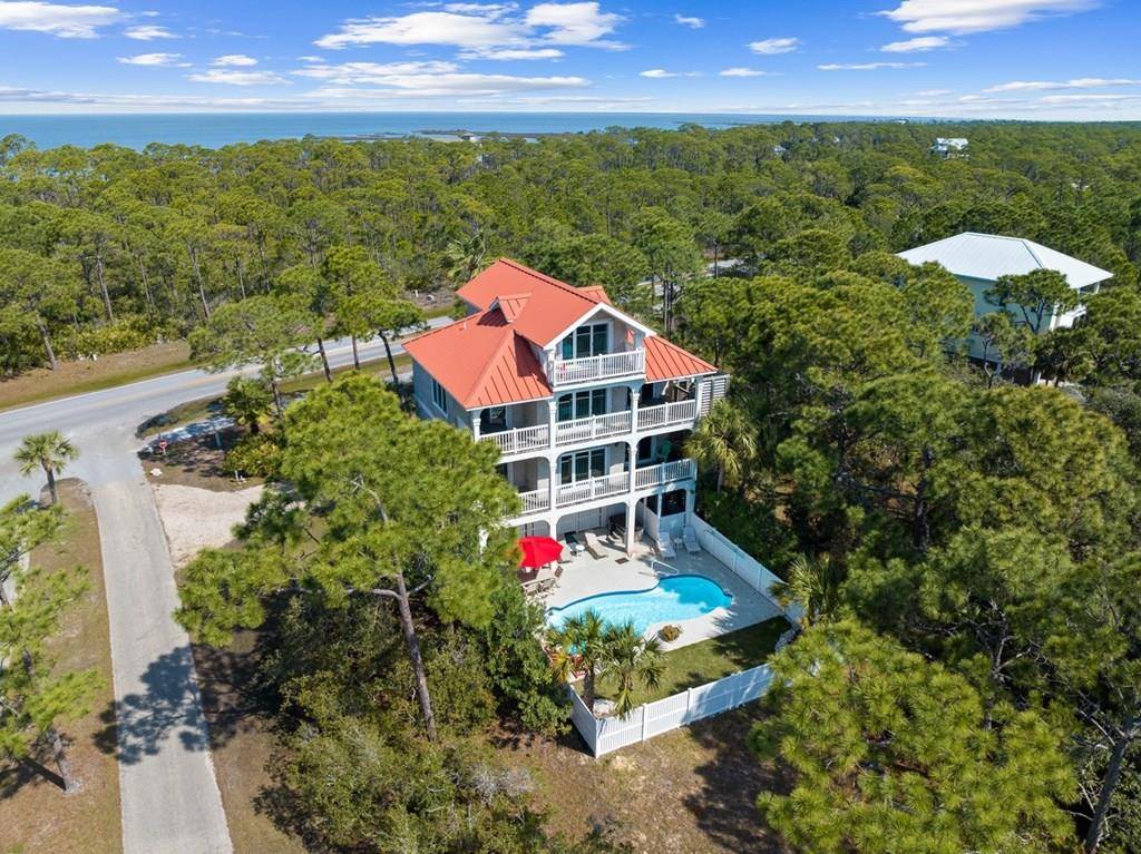 St. George Island, FL 32328,1800 Suzie St