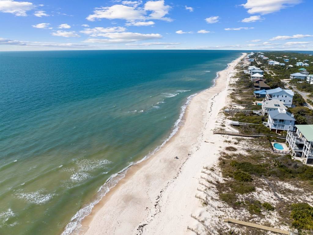 St. George Island, FL 32328,1800 Suzie St