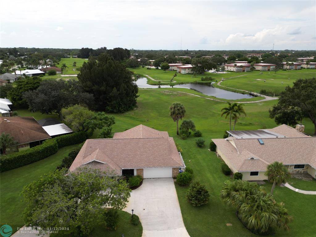 Vero Beach, FL 32962,585 W Forest Trl