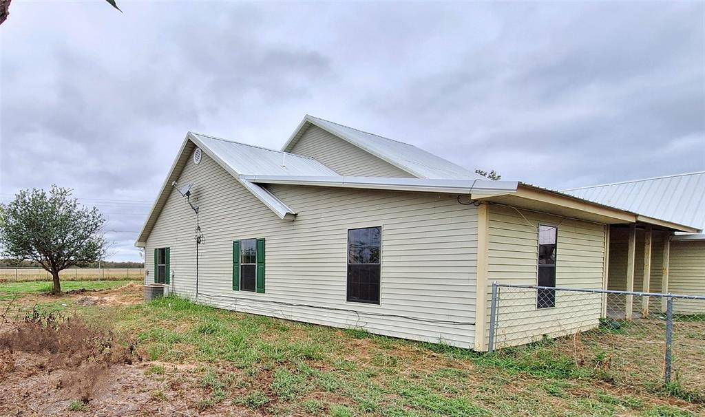 Klondike, TX 75448,1062 Farm Road 3132