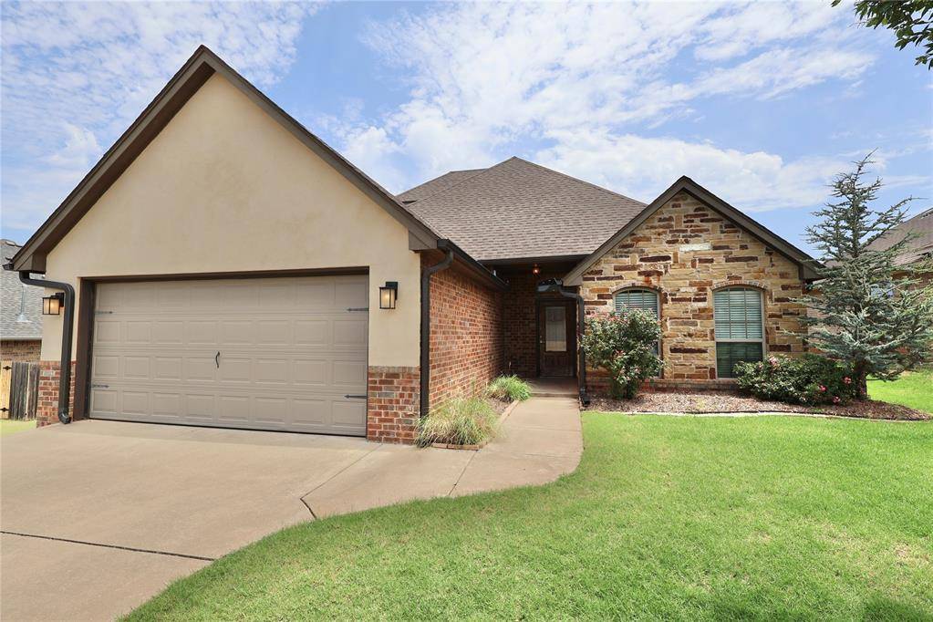 Edmond, OK 73034,2408 Santa Monica Street