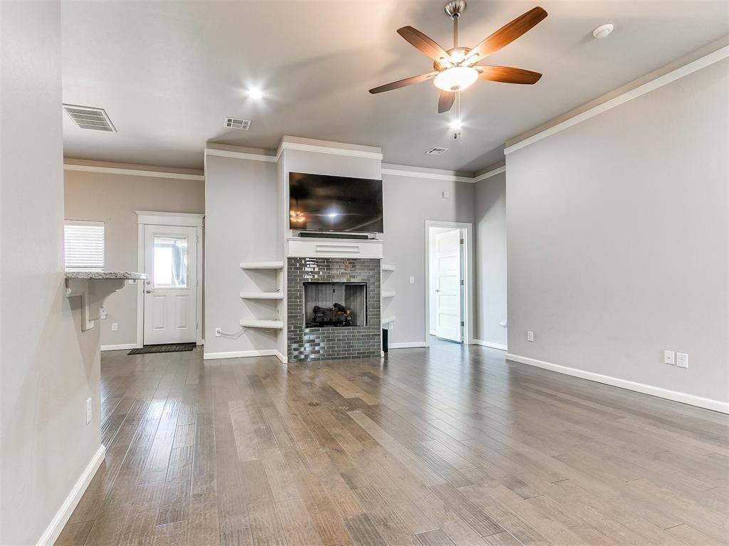 Edmond, OK 73034,2408 Santa Monica Street