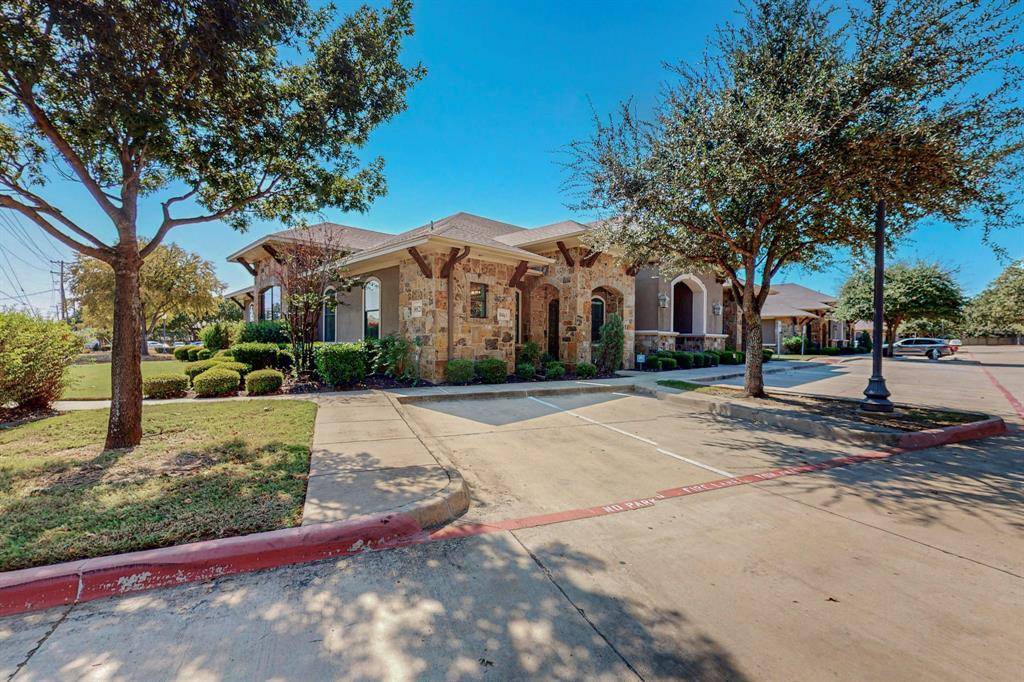 Keller, TX 76248,8821 Davis Boulevard #100, #120