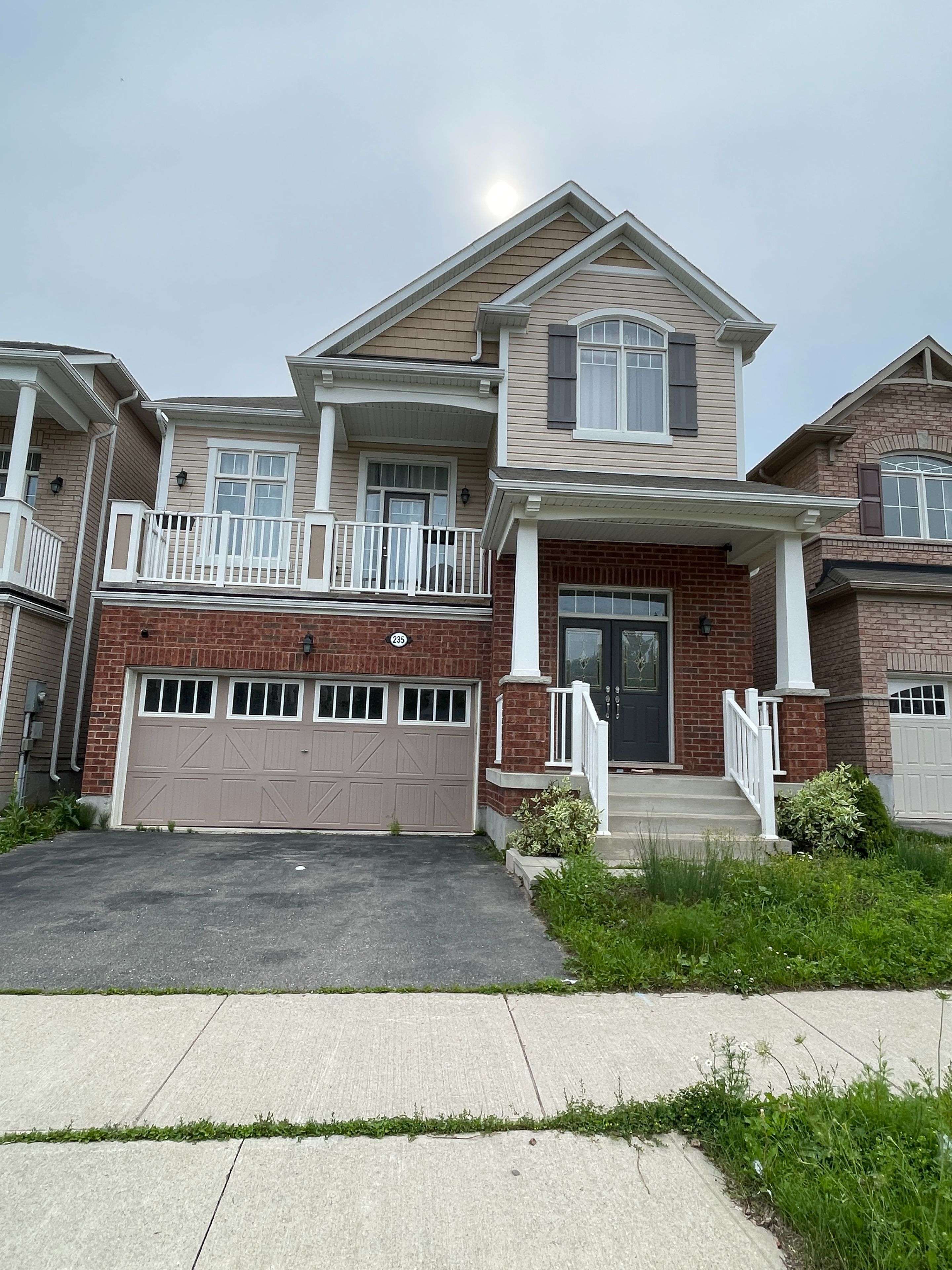 Kitchener, ON N2R 0E5,235 Apple Hill CRES