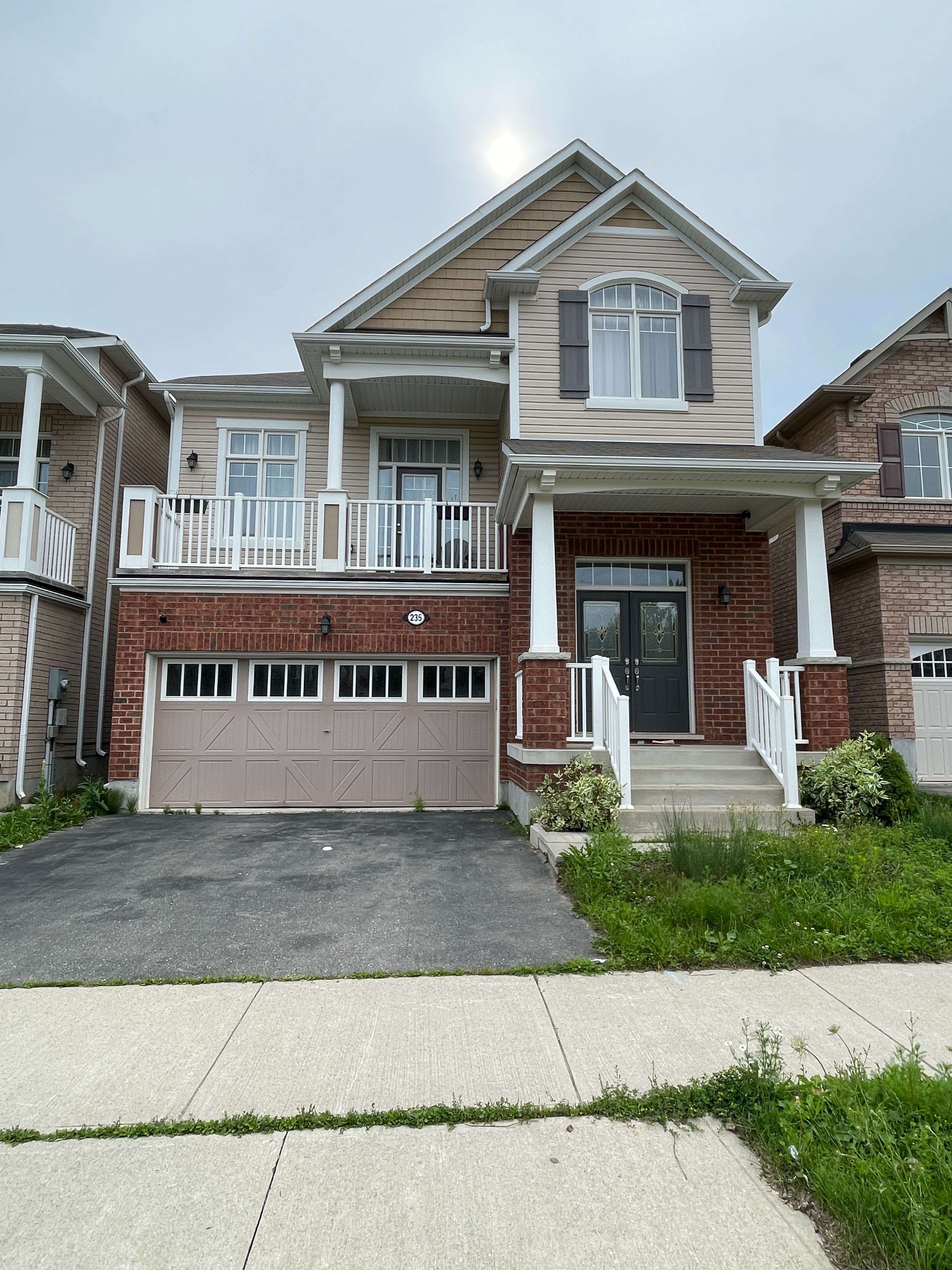 Kitchener, ON N2R 0E5,235 Apple Hill CRES