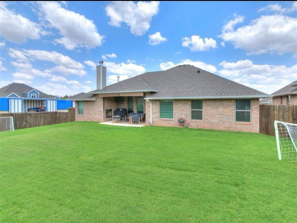 Edmond, OK 73013,8416 NW 163rd Street