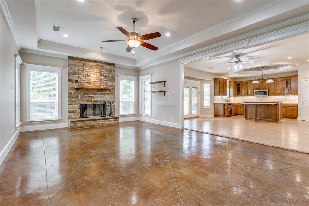 Gunter, TX 75058,673 Peggy Lane