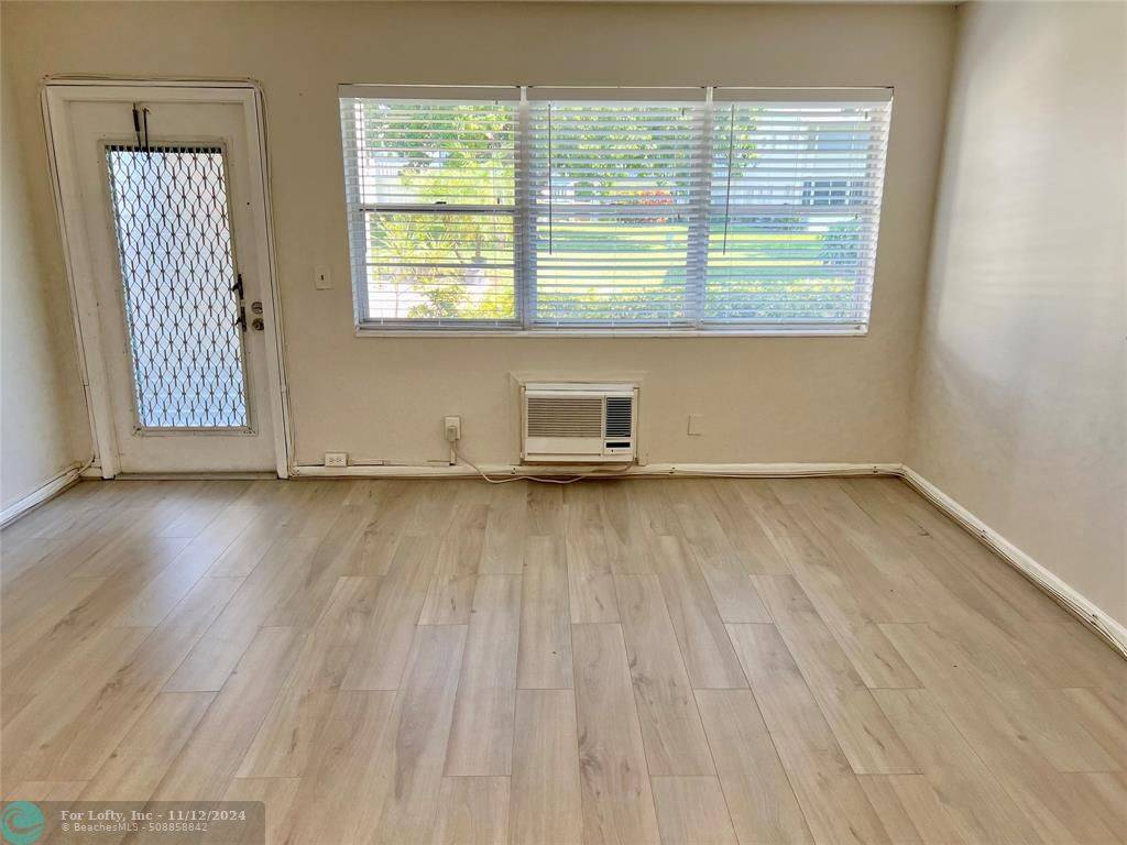 Deerfield Beach, FL 33442,246 Markham L  #246