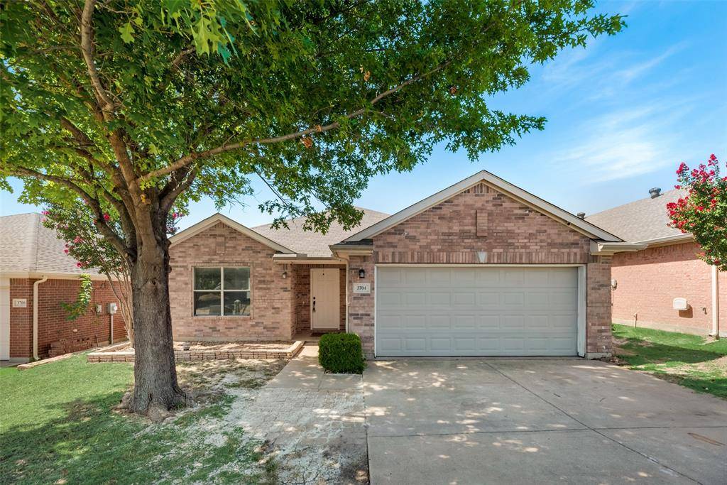 Fort Worth, TX 76244,3704 Sapphire Street