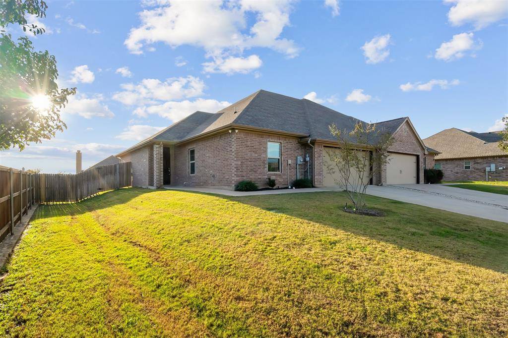 Granbury, TX 76049,544 Landry Court