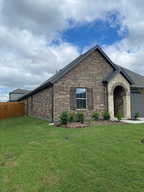 Van Alstyne, TX 75495,528 Meadow Run Drive