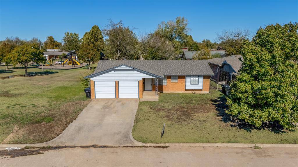 Moore, OK 73160,1017 SW 3rd Street