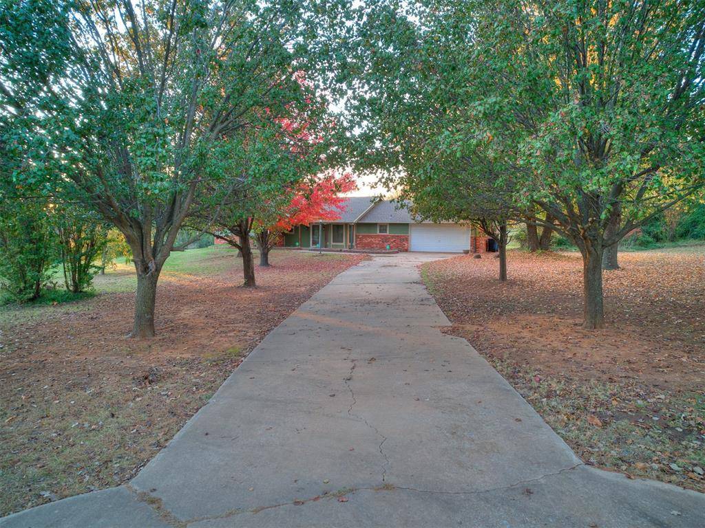 Oklahoma City, OK 73165,15137 Gateway Gardens Drive