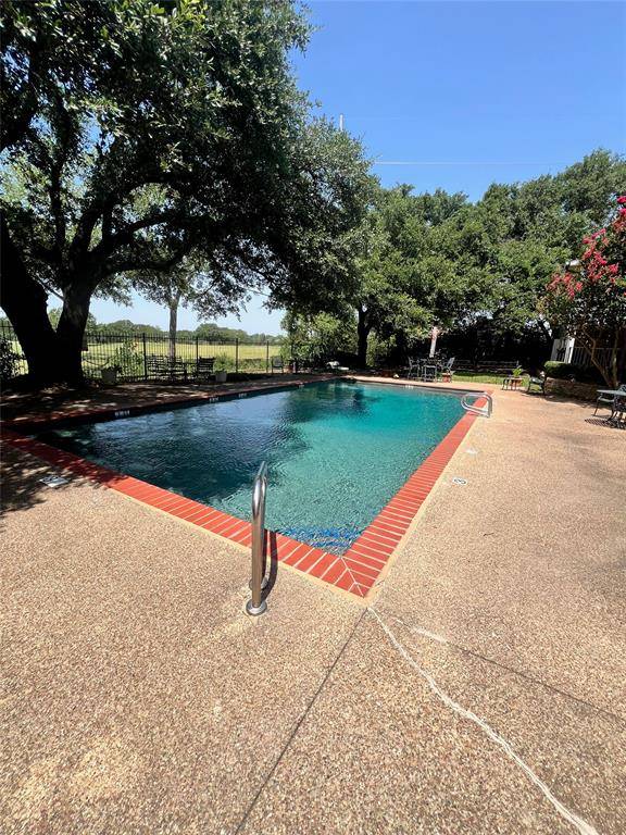 Richardson, TX 75080,527 W Lookout Drive #224