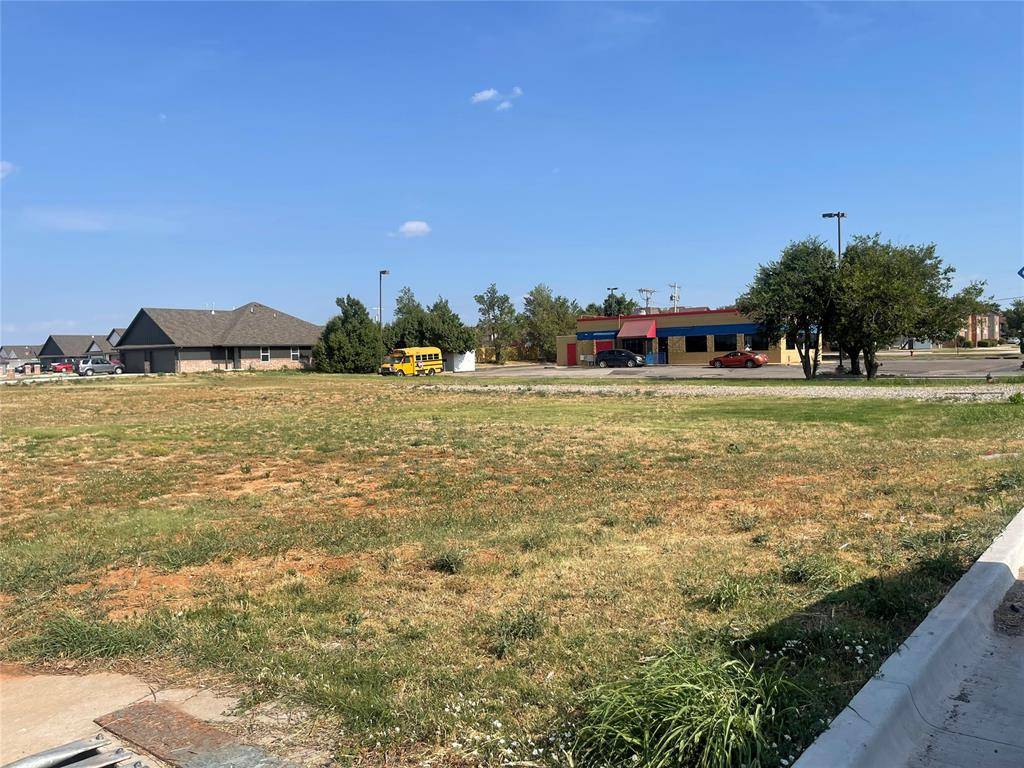 El Reno, OK 73036,1921 S Country Club Road