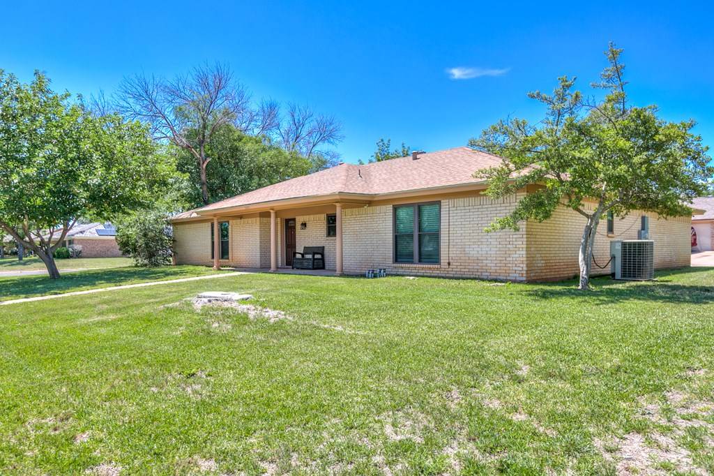 San Angelo, TX 76904,3301 Briargrove Lane