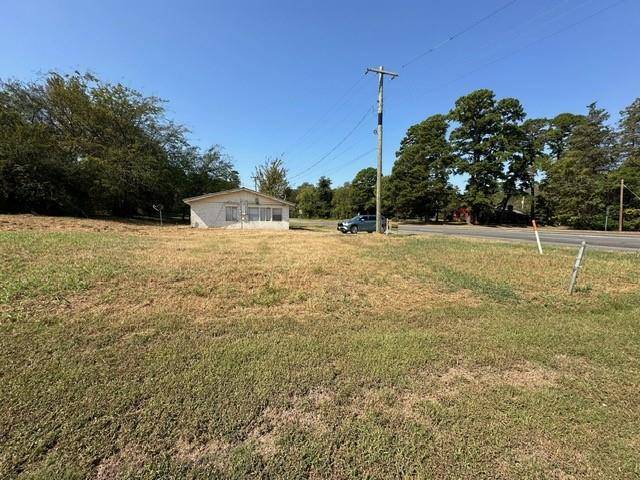 Daingerfield, TX 75638,511 W W M Watson