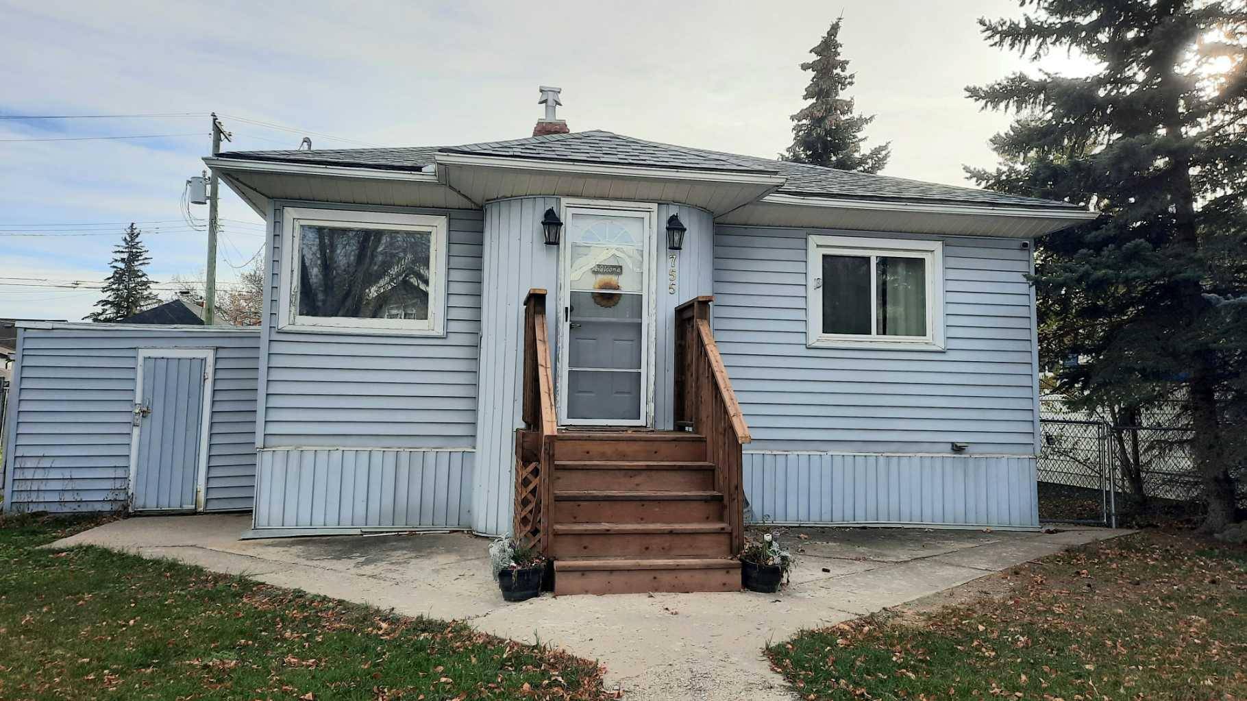 Drumheller, AB T0J0Y3,755 2 AVE W