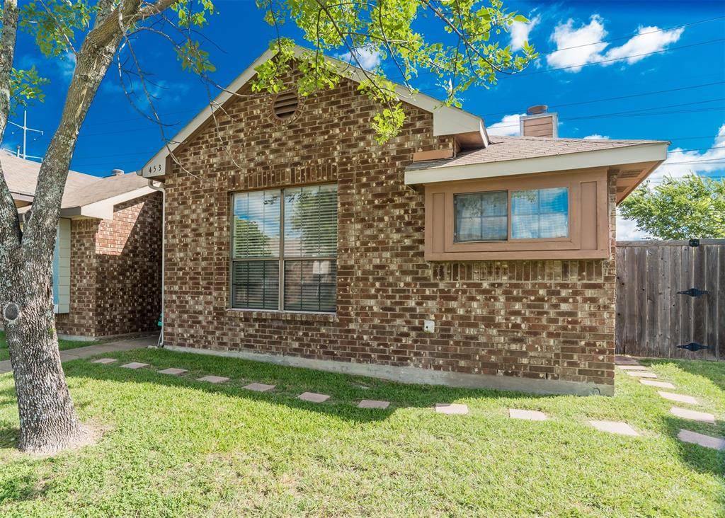 Desoto, TX 75115,453 Chestnut Lane