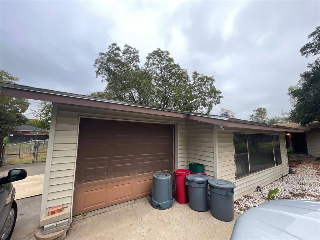 Woodway, TX 76712,325 Bellaire Drive