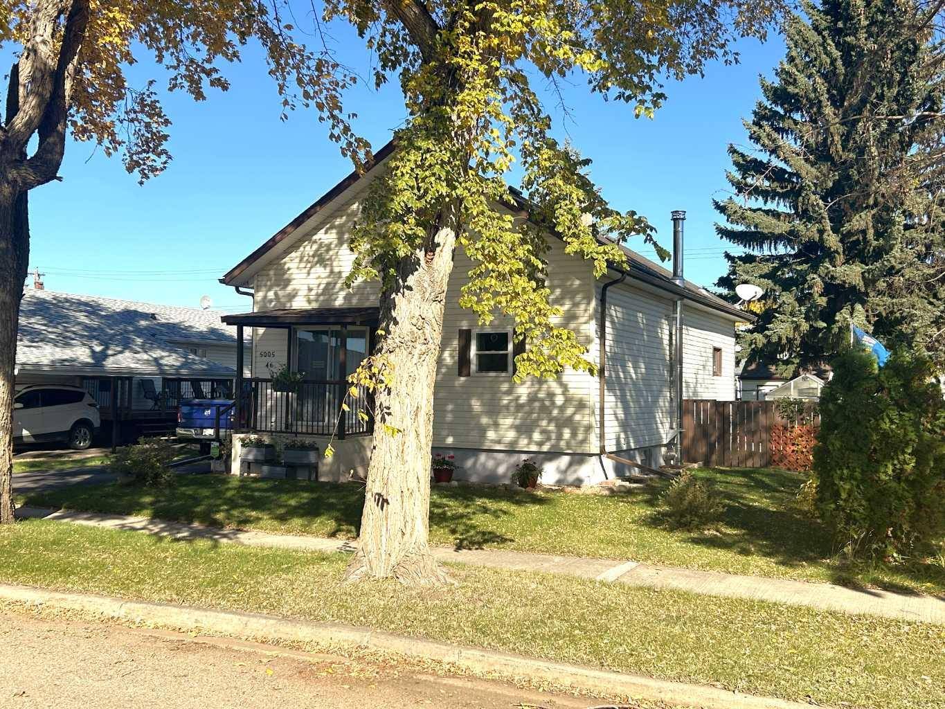 Forestburg, AB T0B 1N0,5005 46 AVE