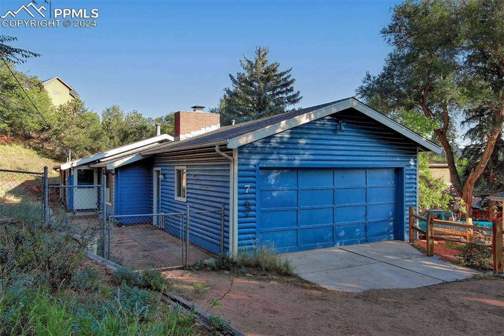 Manitou Springs, CO 80829,7 Crystal Park PL