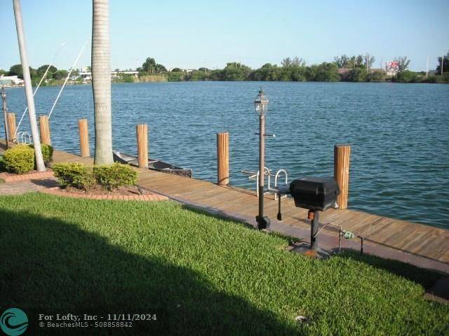 Deerfield Beach, FL 33064,1100 CRYSTAL LAKE DR  #206