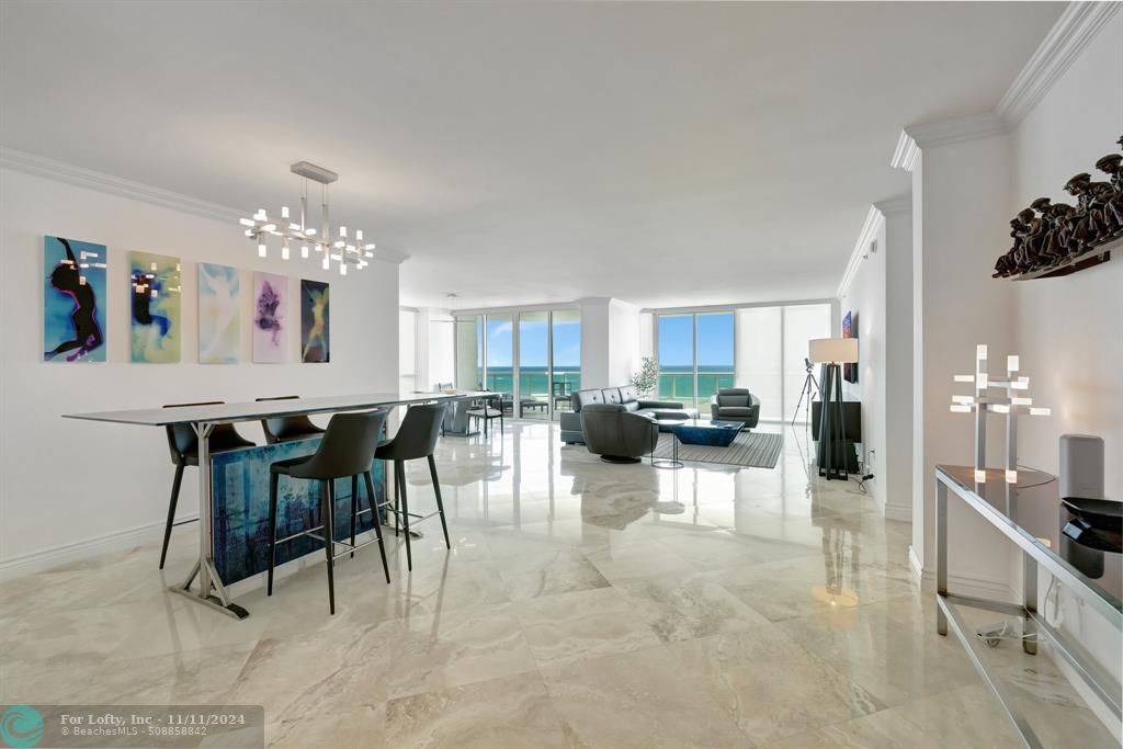 Fort Lauderdale, FL 33316,101 S Fort Lauderdale Beach Blvd  #1405