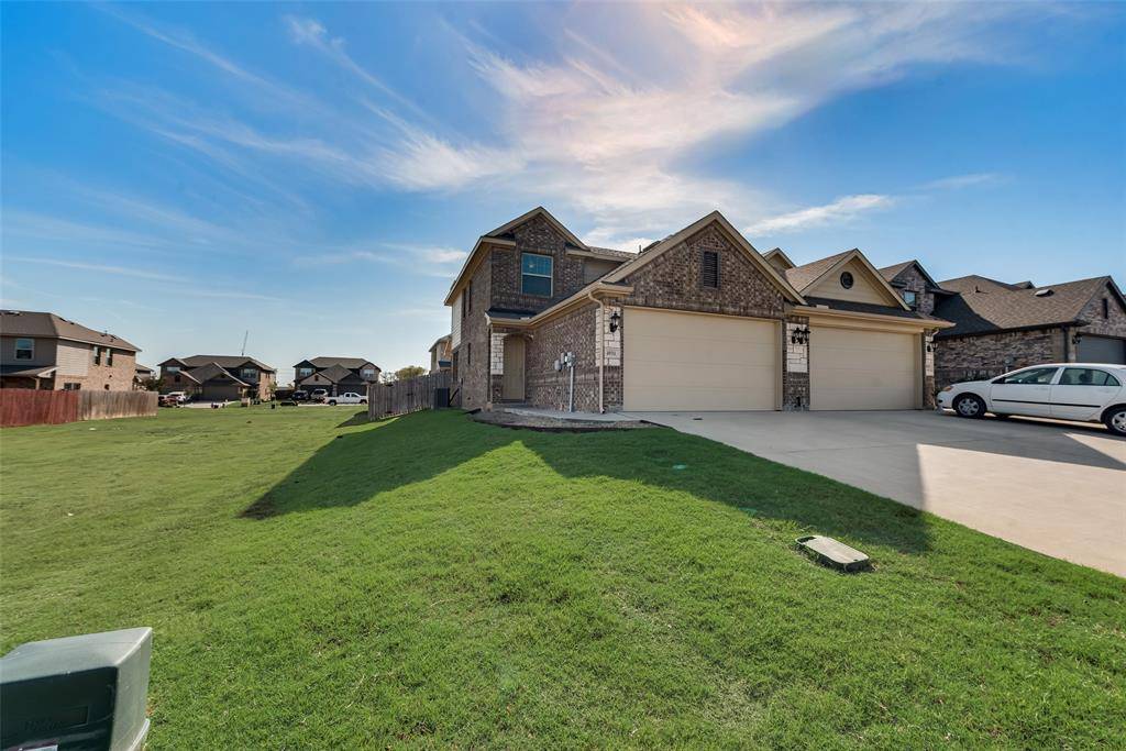 Sanger, TX 76266,4931 Sanger Circle Drive