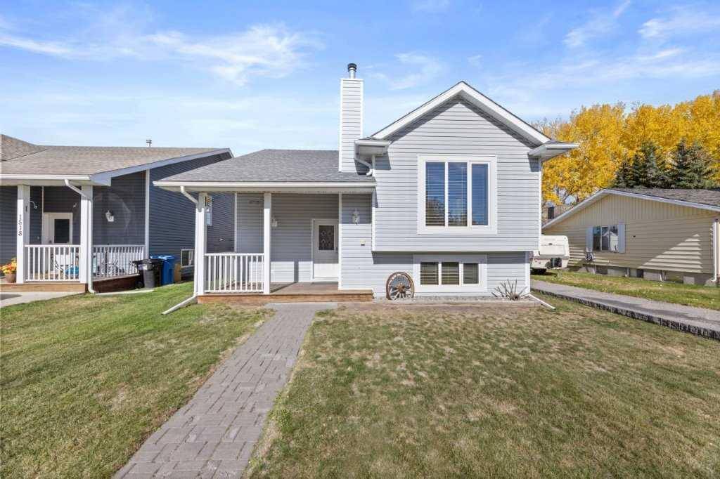 Didsbury, AB t0m0w0,1516 23 AVE