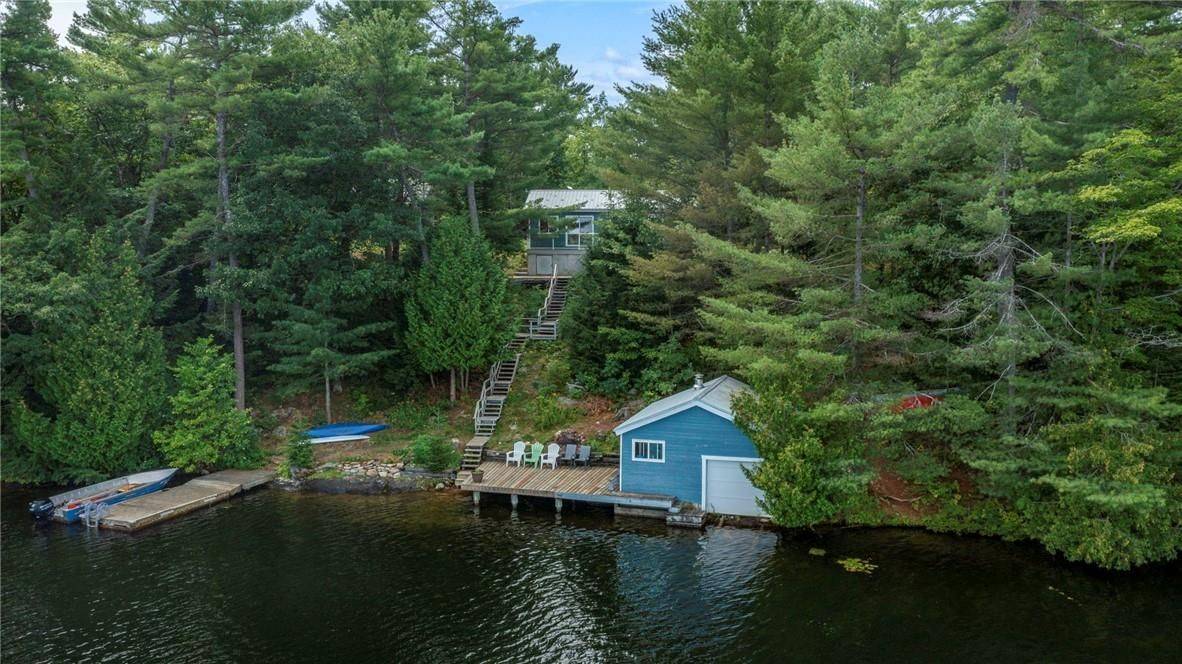 Georgian Bay, ON L0K 1S0,242 ISLAND 90 RD