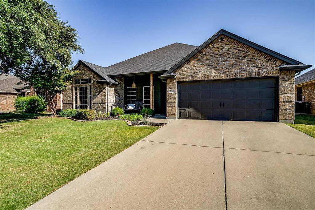 Burleson, TX 76028,720 Blue Marlin Drive