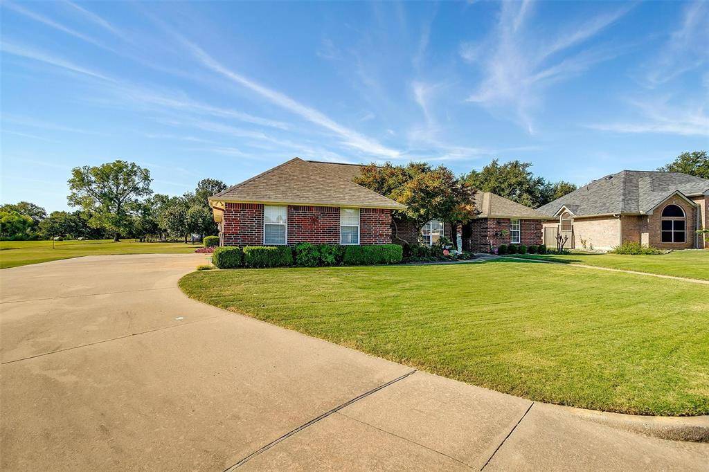 Joshua, TX 76058,108 Shorewood Place