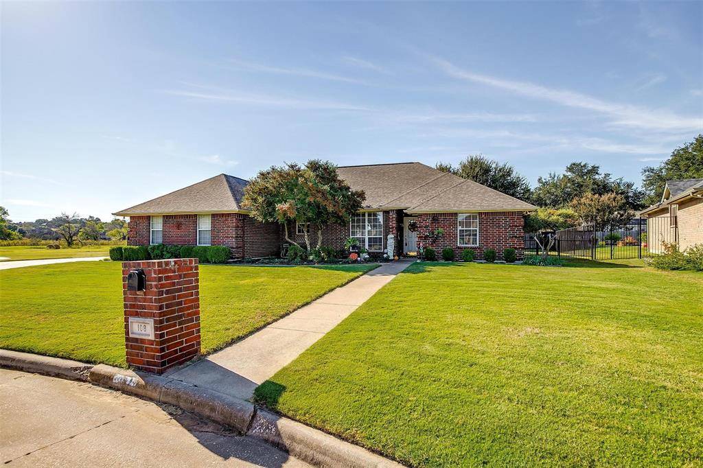 Joshua, TX 76058,108 Shorewood Place