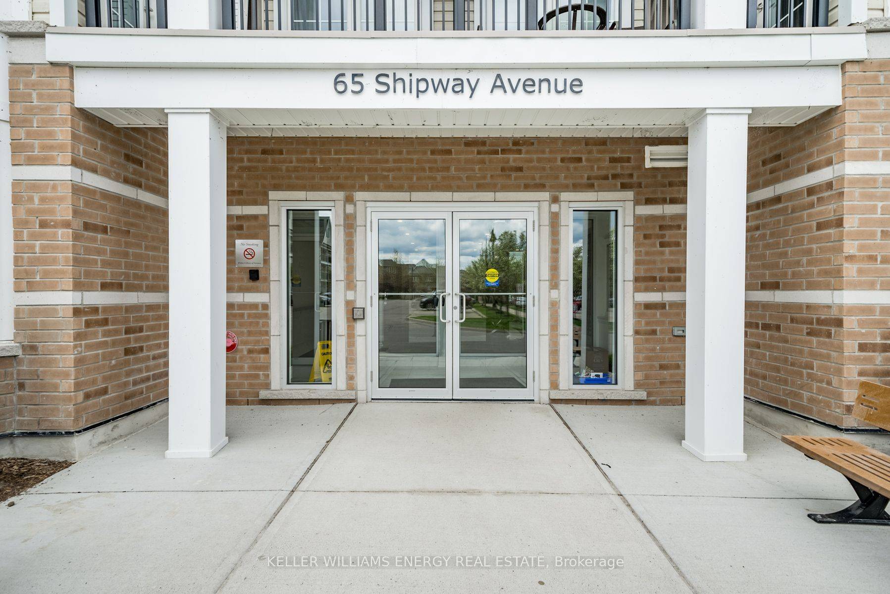 Clarington, ON L1B 0B7,65 Shipway AVE #412