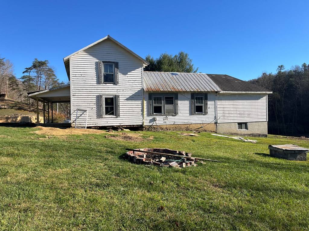 Wytheville, VA 24382,379 Gullion Fork Road