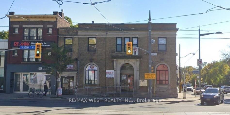 Toronto C02, ON M6C 1C7,949 St Clair AVE W #2nd Flr