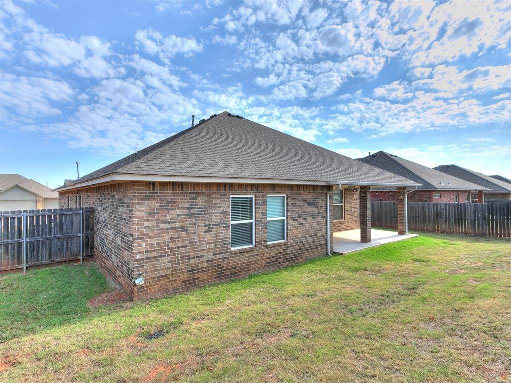 Oklahoma City, OK 73169,8712 SW 66th Place