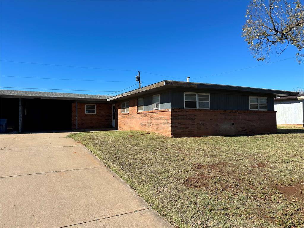 Burns Flat, OK 73647,407 Iroquois Trail #B