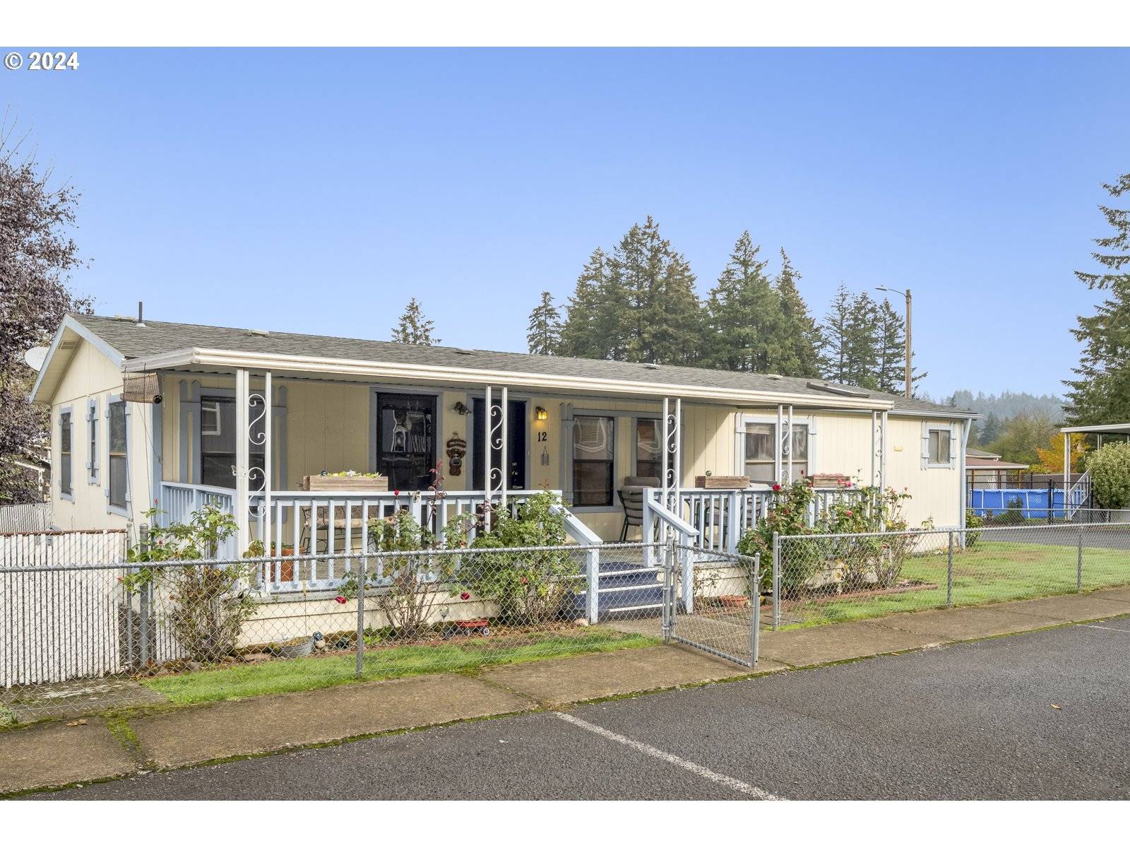 Portland, OR 97236,13115 SE FOSTER RD #12