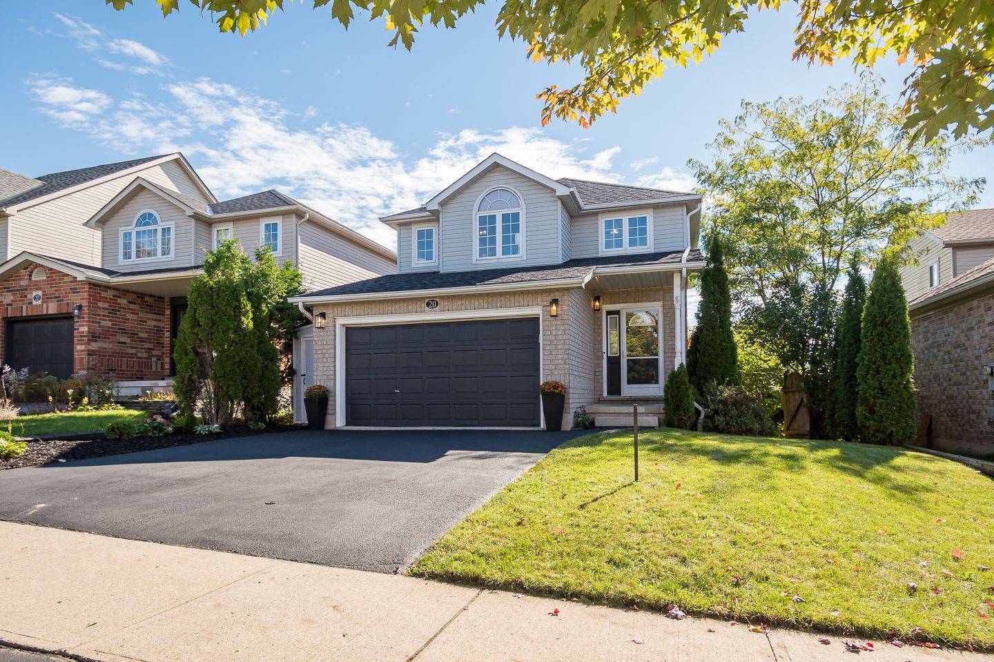 Halton Hills, ON L7J 3B2,20 Rachlin DR