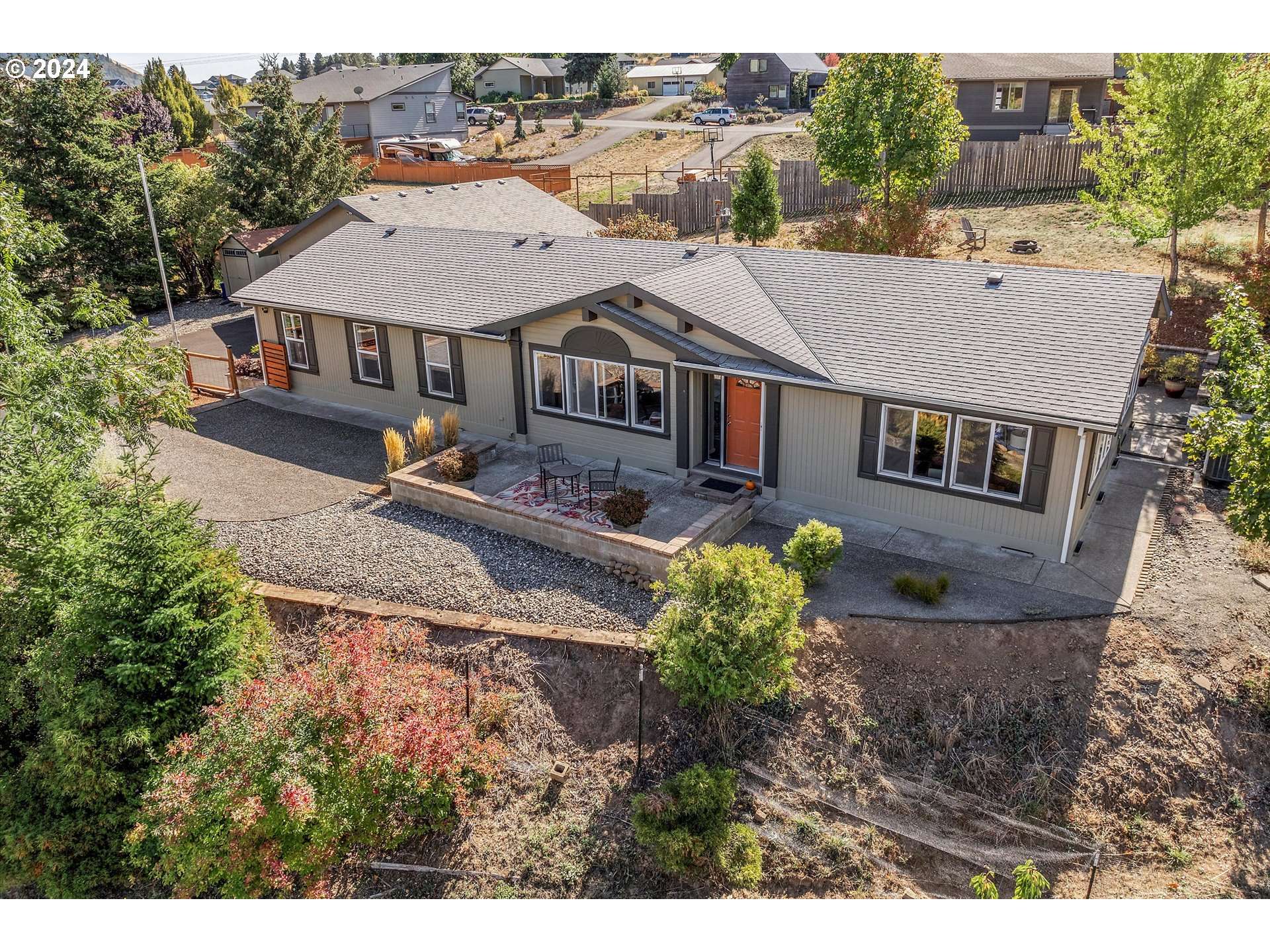 White Salmon, WA 98672,418 Marigold LN