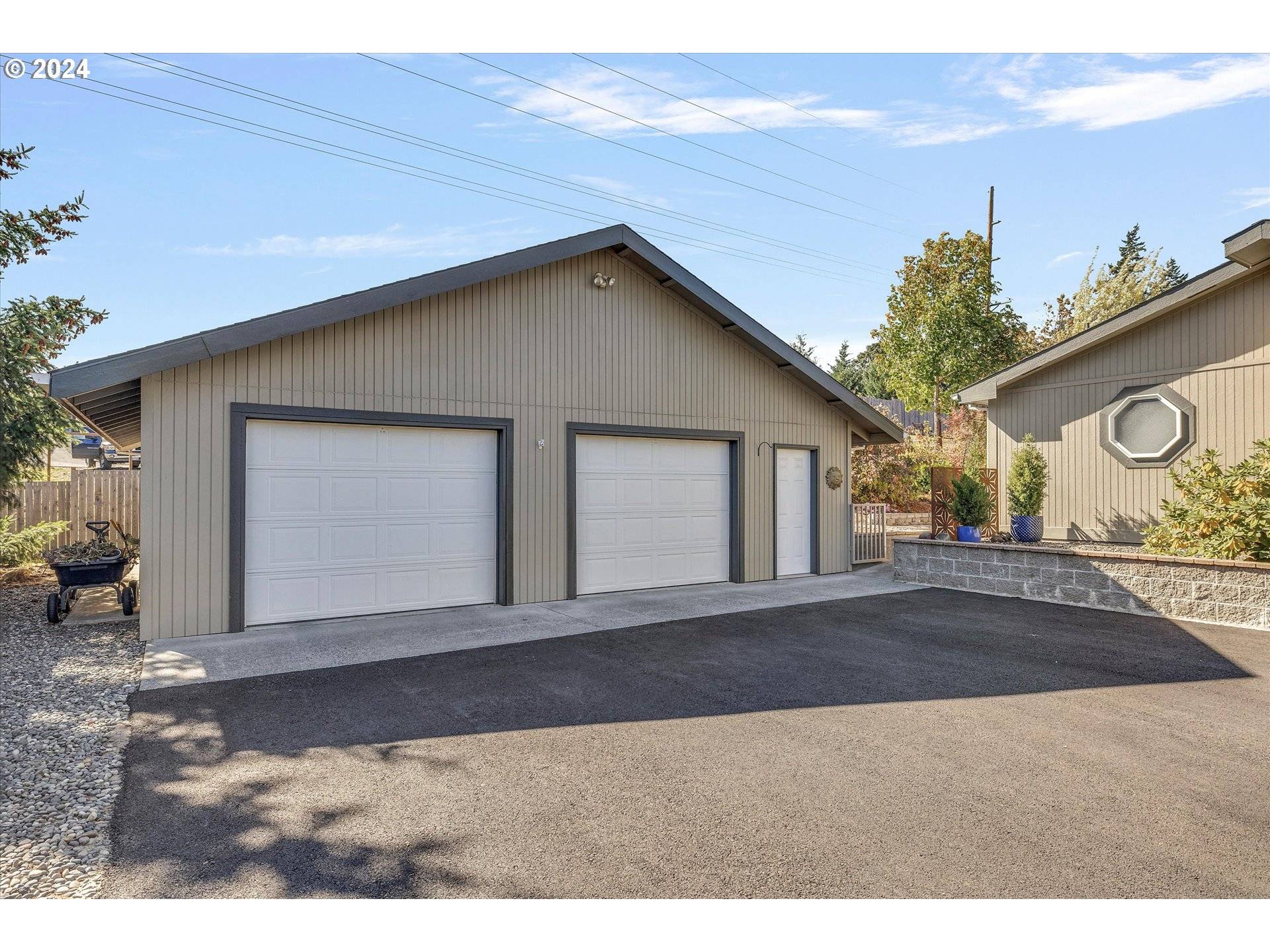 White Salmon, WA 98672,418 Marigold LN