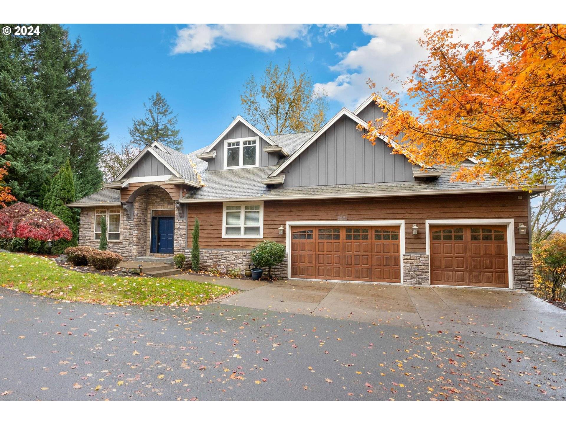 West Linn, OR 97068,1450 SW CRESCENT DR