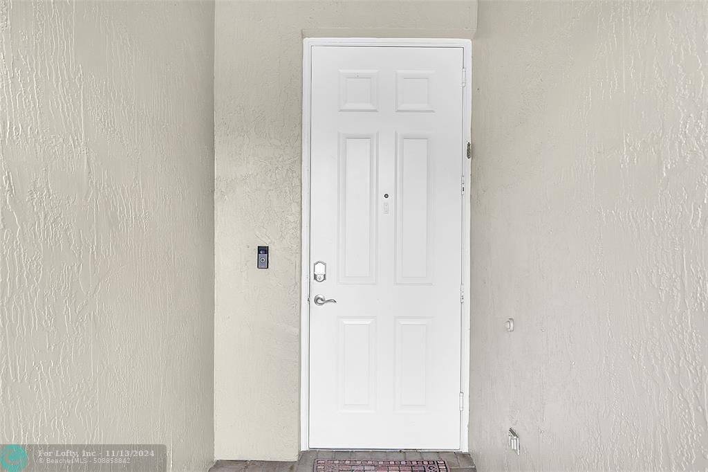 Tamarac, FL 33321,7995 Exeter Blvd  #103